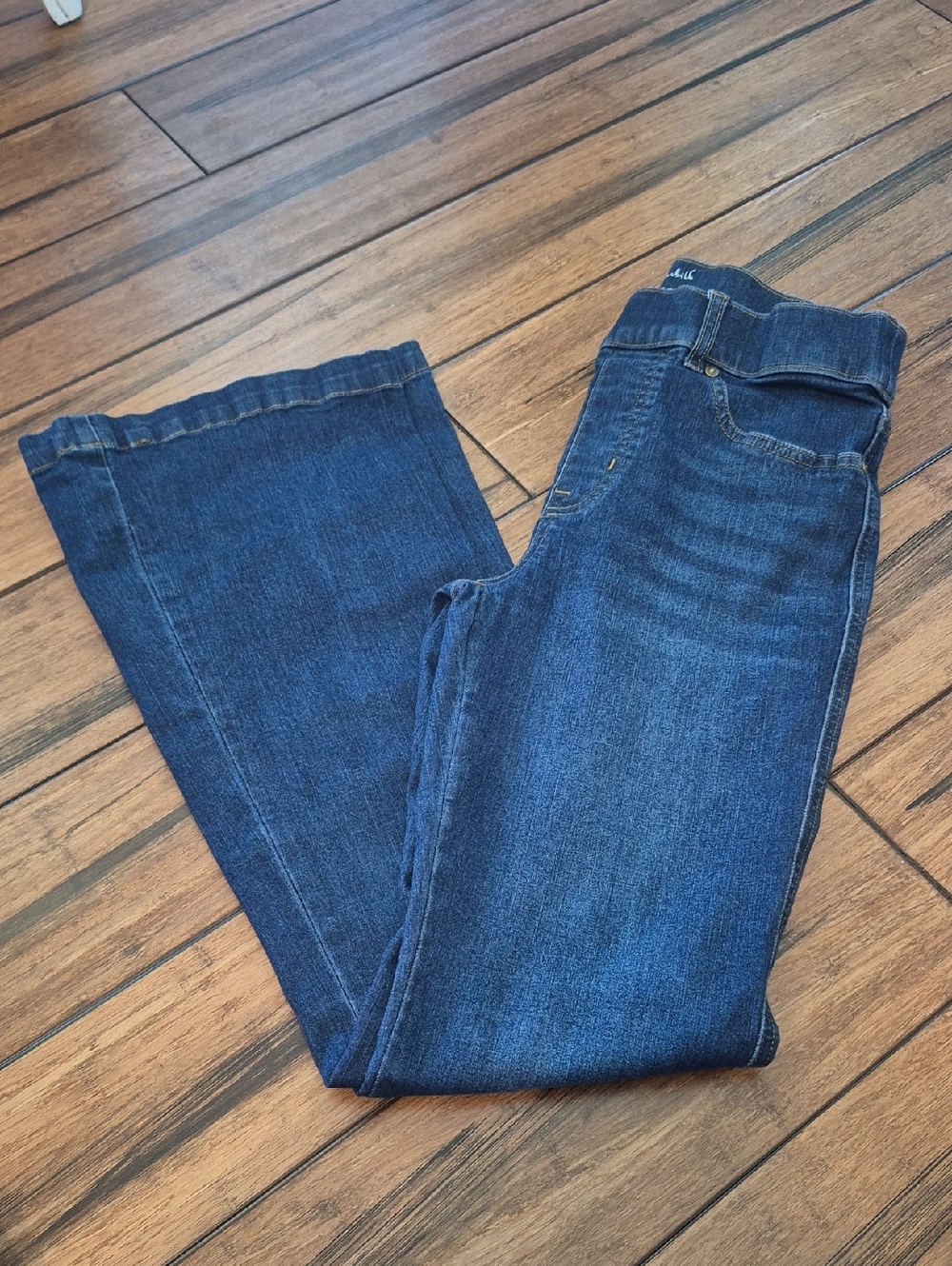 GLORIA VANDERBILT Shape Effects High-Rise Flare Dark Wash Blue Jeans